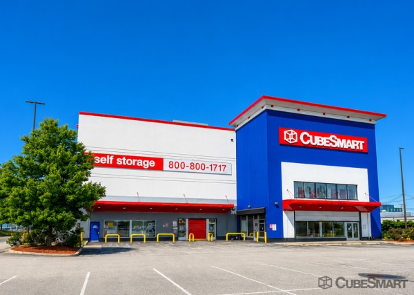 Facility photo: //images.sparefoot.com/medium/2104186a51f6816c197.jpg
