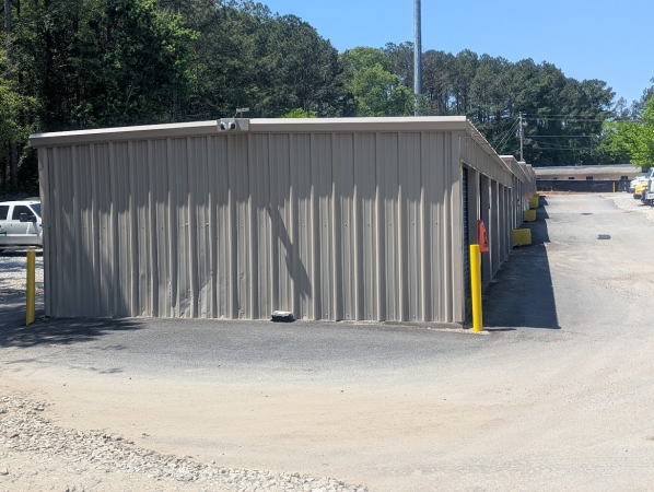Facility photo: //images.sparefoot.com/medium/2105096896140f08650.jpg