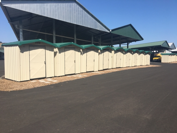 Facility photo: //images.sparefoot.com/medium/2106365c2fb2c3965e5.jpg
