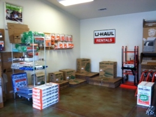 Facility photo: //images.sparefoot.com/medium/2106365c2fb37508b07.jpg