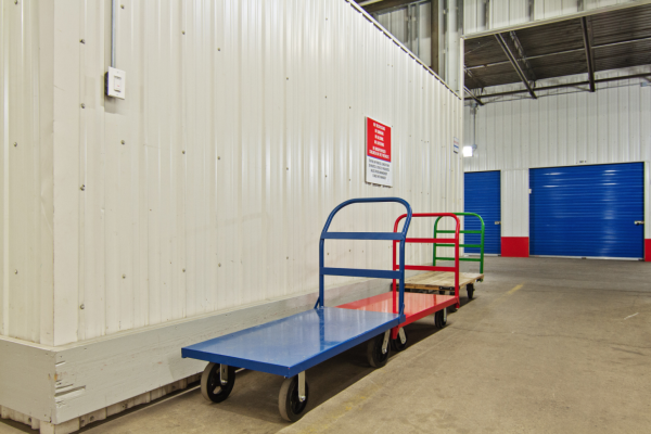 Facility photo: //images.sparefoot.com/medium/2106695d4b58417fc5a.png