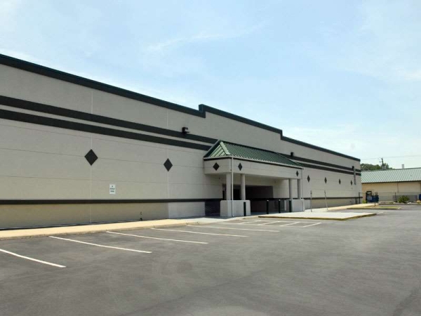 Storage Units at Extra Space Storage - 1325 - Richmond - 6100 W Broad St - 6100 West Broad Street
