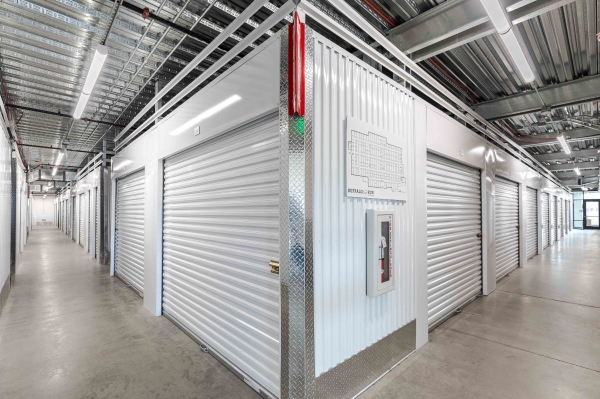 Facility photo: //images.sparefoot.com/medium/21087969fe206accdff.jpg