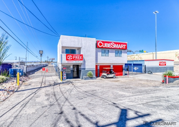 Storage Units at CubeSmart Self Storage - Tuscon - 702 W Silverlake Rd - 702 West Silverlake Road