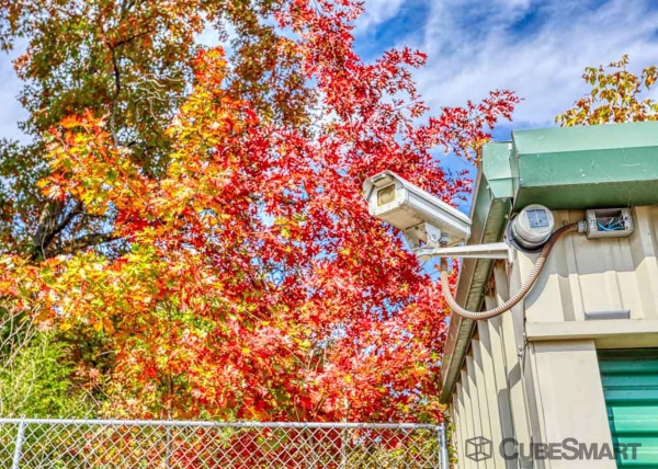 Facility photo: //images.sparefoot.com/medium/211024698c5ed97b0c0.jpg