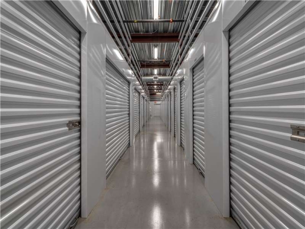 Storage Units at Extra Space Storage - 7027 - Tampa - 10110 Anderson Rd - 10110 Anderson Road
