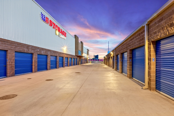 Storage Units at US Storage Centers Phoenix Union Hills - 2440 East Union Hills Drive