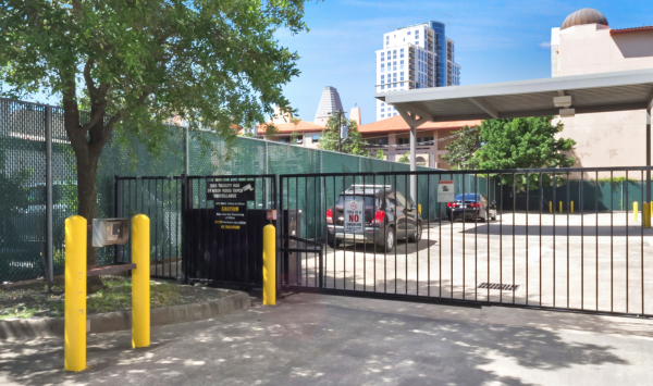 Storage Units at Bullseye Storage - Houston - West Dallas - 3200 West Dallas Street