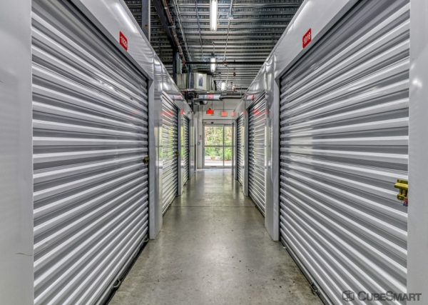Facility photo: //images.sparefoot.com/medium/211401688c634ae094d.jpg