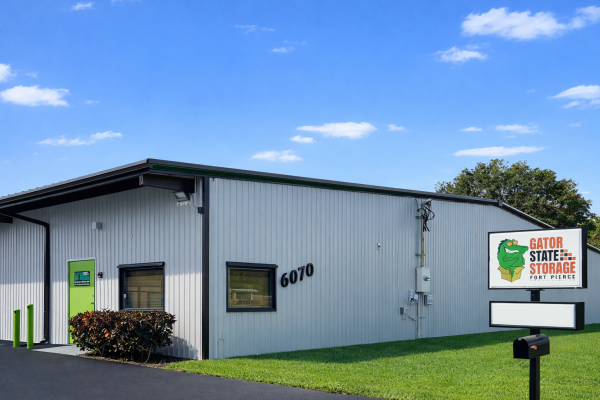 Facility photo: //images.sparefoot.com/medium/21143369777ec991cf4.png