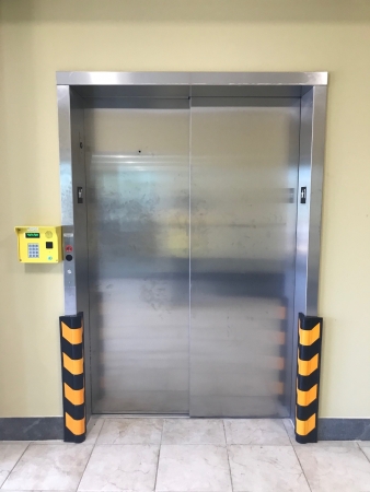 Storage Units at Right Move Storage - Royal Oaks - 12121 Westheimer Road