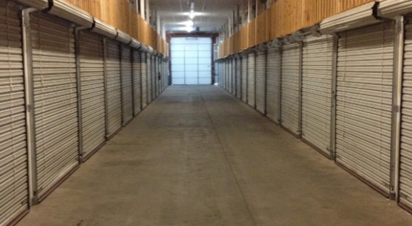 Facility photo: //images.sparefoot.com/medium/21148768af6ab6c6249.jpeg