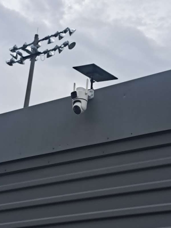 Facility photo: //images.sparefoot.com/medium/21153468bb16a32c46d.jpg