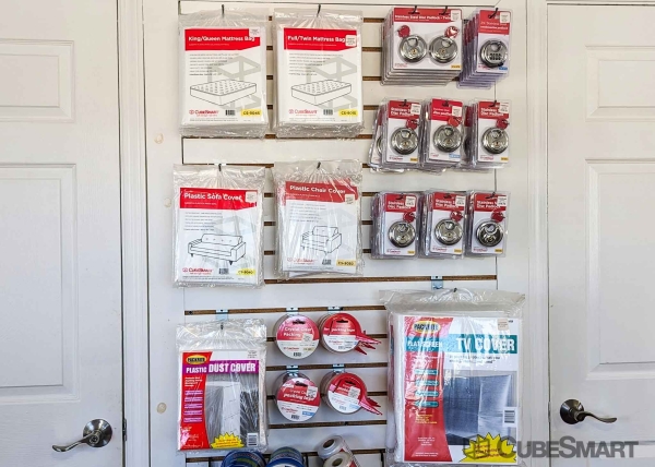 Facility photo: //images.sparefoot.com/medium/211732691ef6093c913.jpg