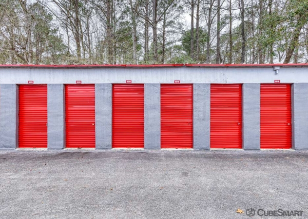 Storage Units at CubeSmart Self Storage - North Charleston - 6555 Dorchester Rd - 6555 Dorchester Rd