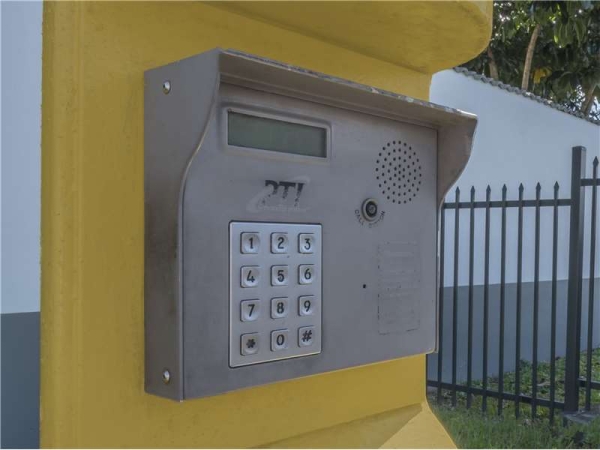 Storage Units at Extra Space Storage - 0207 - Tamiami - SW 8th St - 12380 Southwest 8th Street