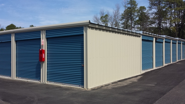 Facility photo: //images.sparefoot.com/medium/2118315d07d6b21e0e3.jpg