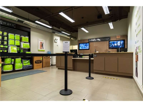 Storage Units at Extra Space Storage - 7011 - Chicago - N Clybourn Ave - 1840 North Clybourn Avenue