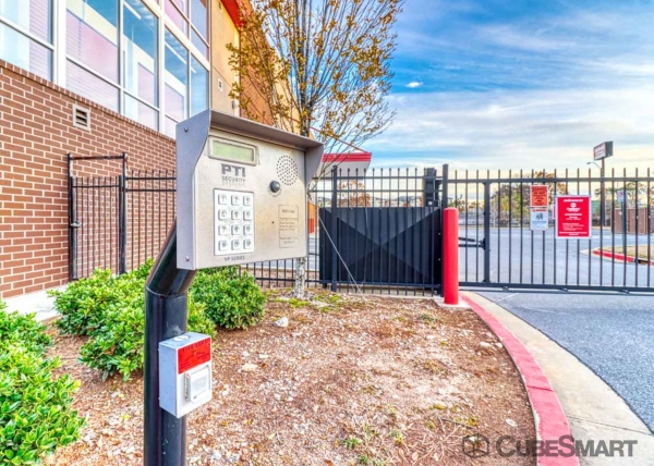 Storage Units at CubeSmart Self Storage - Atlanta - 578 Whitehall St SW - 578 Whitehall Street Southwest