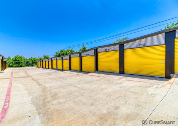 Storage Units at Bee Safe Storage - Pflugerville - 1205 Wells Branch PKWY - 1205 Wells Branch Parkway