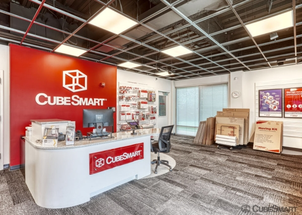 Storage Units at CubeSmart Self Storage - Gainesville - 14250 Charis Avenue