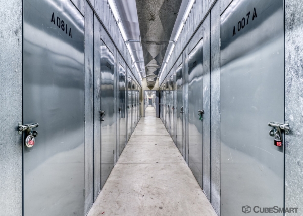 Facility photo: //images.sparefoot.com/medium/212936686f655b26508.jpg