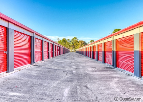 Facility photo: //images.sparefoot.com/medium/21293669030e6a7e2a0.jpg