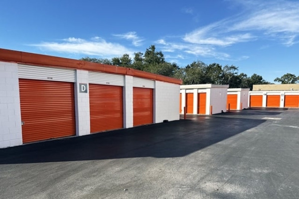 Storage Units at Public Storage - Tampa - 11810 N Nebraska Ave - 11810 N Nebraska Ave