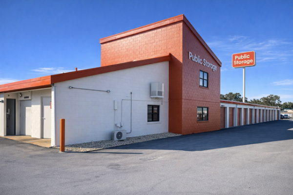Storage Units at Public Storage - Tampa - 11810 N Nebraska Ave - 11810 N Nebraska Ave