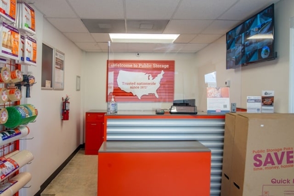 Storage Units at Public Storage - Miami - 3700 NW 29th Ave - 3700 NW 29th Ave