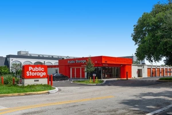 Storage Units at Public Storage - Ft Lauderdale - 5080 N State Road 7 - 5080 N State Road 7
