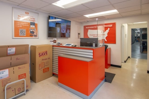 Storage Units at Public Storage - Miami Lakes - 6050 NW 153rd Street - 6050 NW 153rd Street