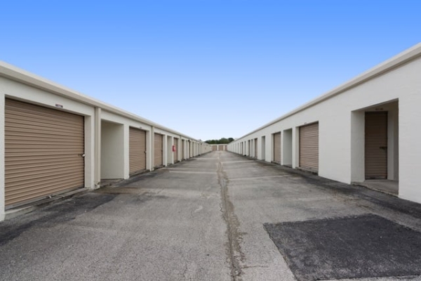 Storage Units at Public Storage - Coral Springs - 12123 West Sample Road - 12123 West Sample Road