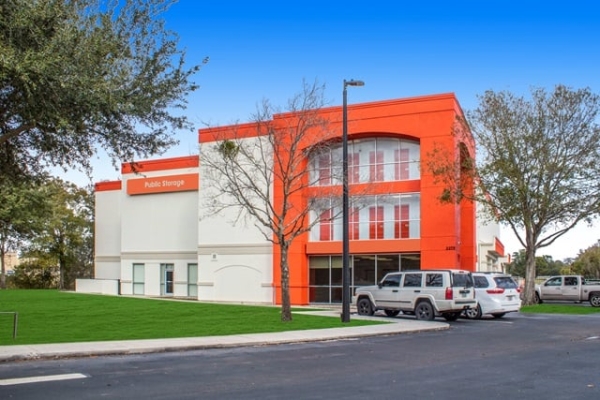 Facility photo: //images.sparefoot.com/medium/21318469397d72e5015.jpg