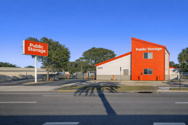 Storage Units at Public Storage - Clearwater - 16079 US Hwy 19 North - 16079 US Hwy 19 North