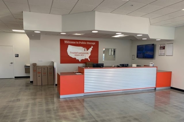 Facility photo: //images.sparefoot.com/medium/2132056936da7d221ec.jpg