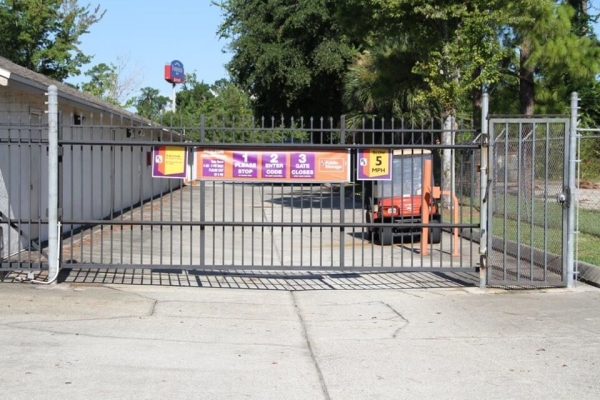 Storage Units at Public Storage - Orange Park - 210 Park Ave - 210 Park Ave