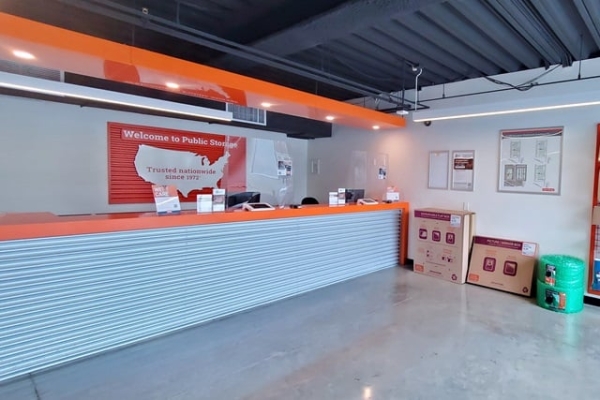 Storage Units at Public Storage - Aventura - 21288 Biscayne Blvd - 21288 Biscayne Blvd