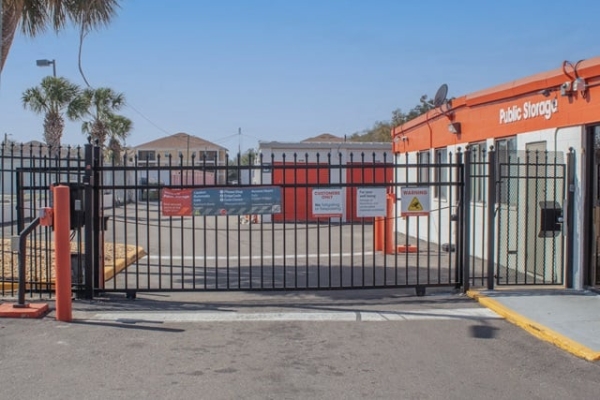 Storage Units at Public Storage - Tampa - 6940 N 56th Street - 6940 N 56th Street