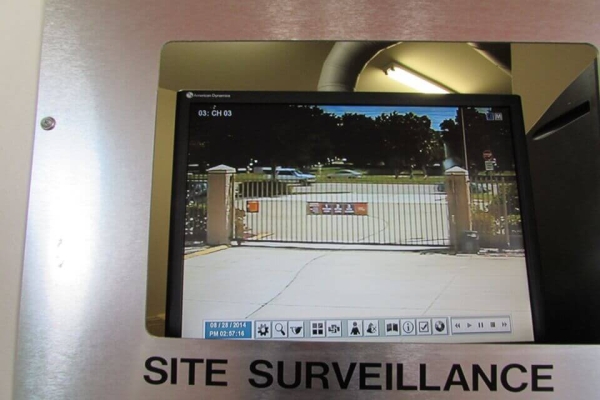Facility photo: //images.sparefoot.com/medium/21325768a1d38f50571.jpg
