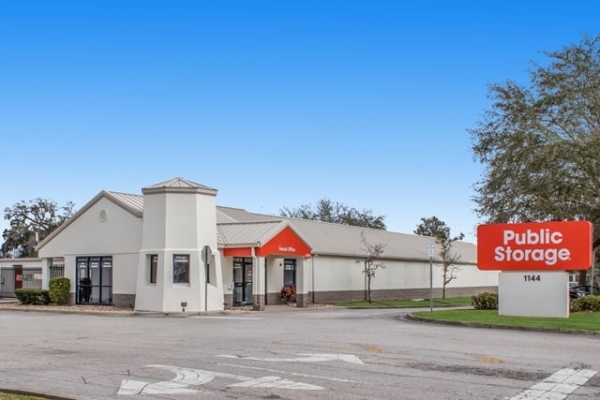 Facility photo: //images.sparefoot.com/medium/213270688e0d5023e32.jpg