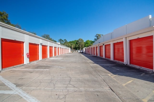 Storage Units at Public Storage - Bradenton - 3009 53rd Ave E - 3009 53rd Ave E