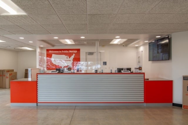 Facility photo: //images.sparefoot.com/medium/21329269397ebb67633.jpg