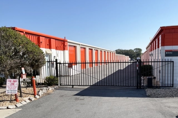 Storage Units at Public Storage - Ocala - 3407 NE 36th Ave - 3407 Ne 36th Avenue Rd