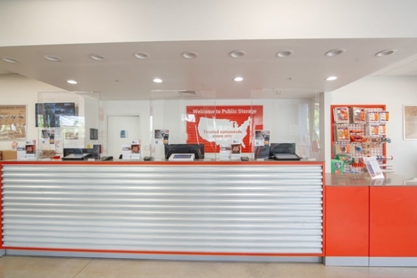 Facility photo: //images.sparefoot.com/medium/213296691342e946ca8.jpg