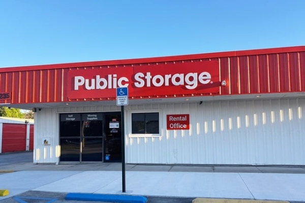 Storage Units at Public Storage - Orlando - 235 E Oak Ridge Road - 235 E Oak Ridge Road