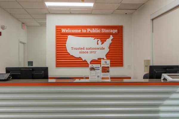 Facility photo: //images.sparefoot.com/medium/213298687ce9d4a42e5.jpg