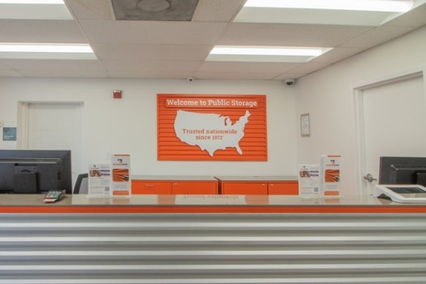 Facility photo: //images.sparefoot.com/medium/21330369f5f857b29f7.jpg