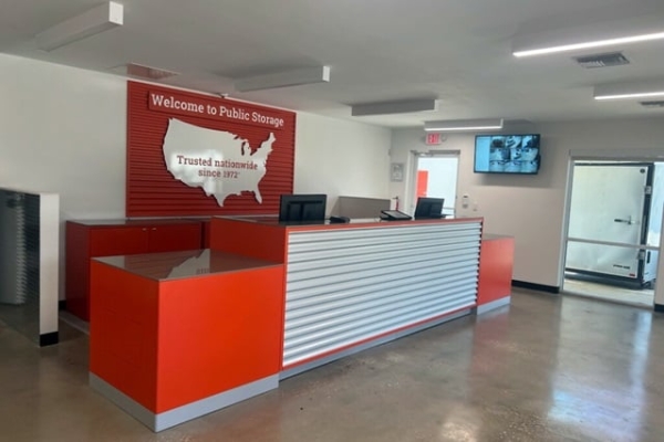 Storage Units at Public Storage - Orlando - 5602 Raleigh St - 5602 Raleigh St