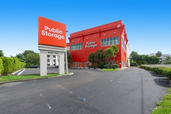 Facility photo: //images.sparefoot.com/medium/21331669f899ee15116.jpg